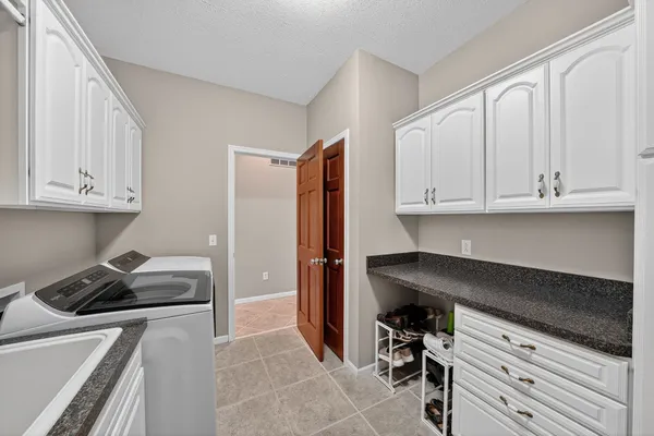 $549,900 | 20323 Fieldstone Crossing Drive, Goshen, IN 46528