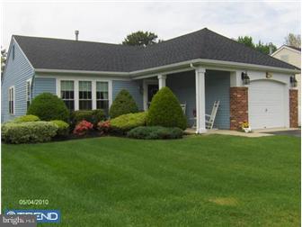 25 Stratford Road Southampton, NJ 08088 - Photo 1 of 12 Exterior Front