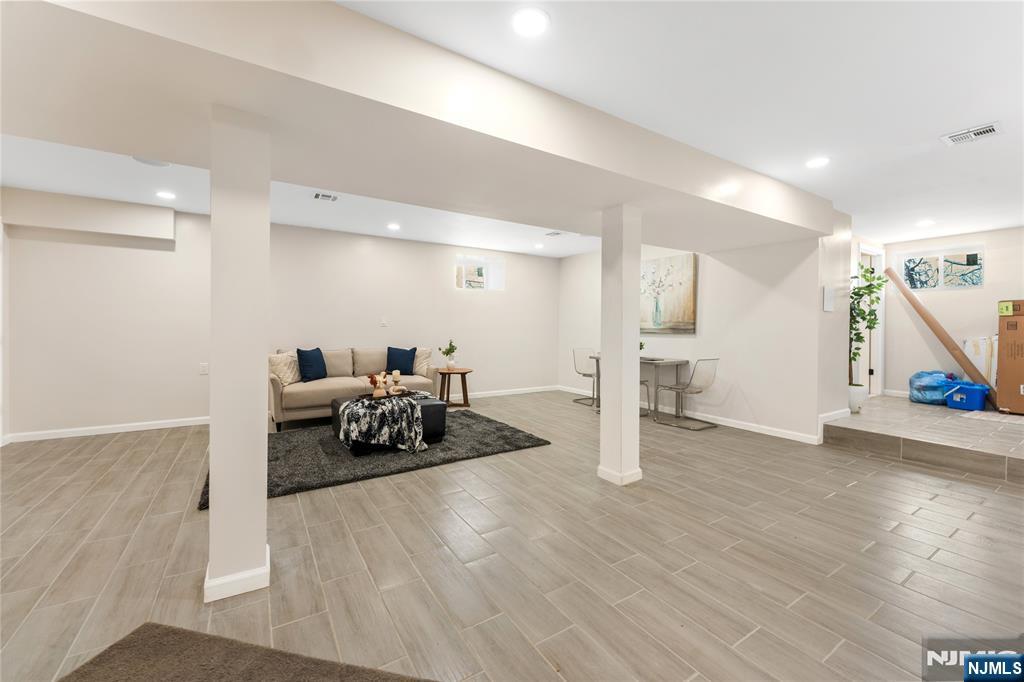 10 Old Rifle Camp Road Woodland Park, NJ 07424 - Photo 32 of 39