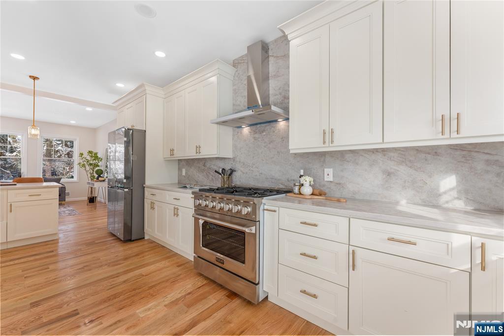 10 Old Rifle Camp Road Woodland Park, NJ 07424 - Photo 8 of 39