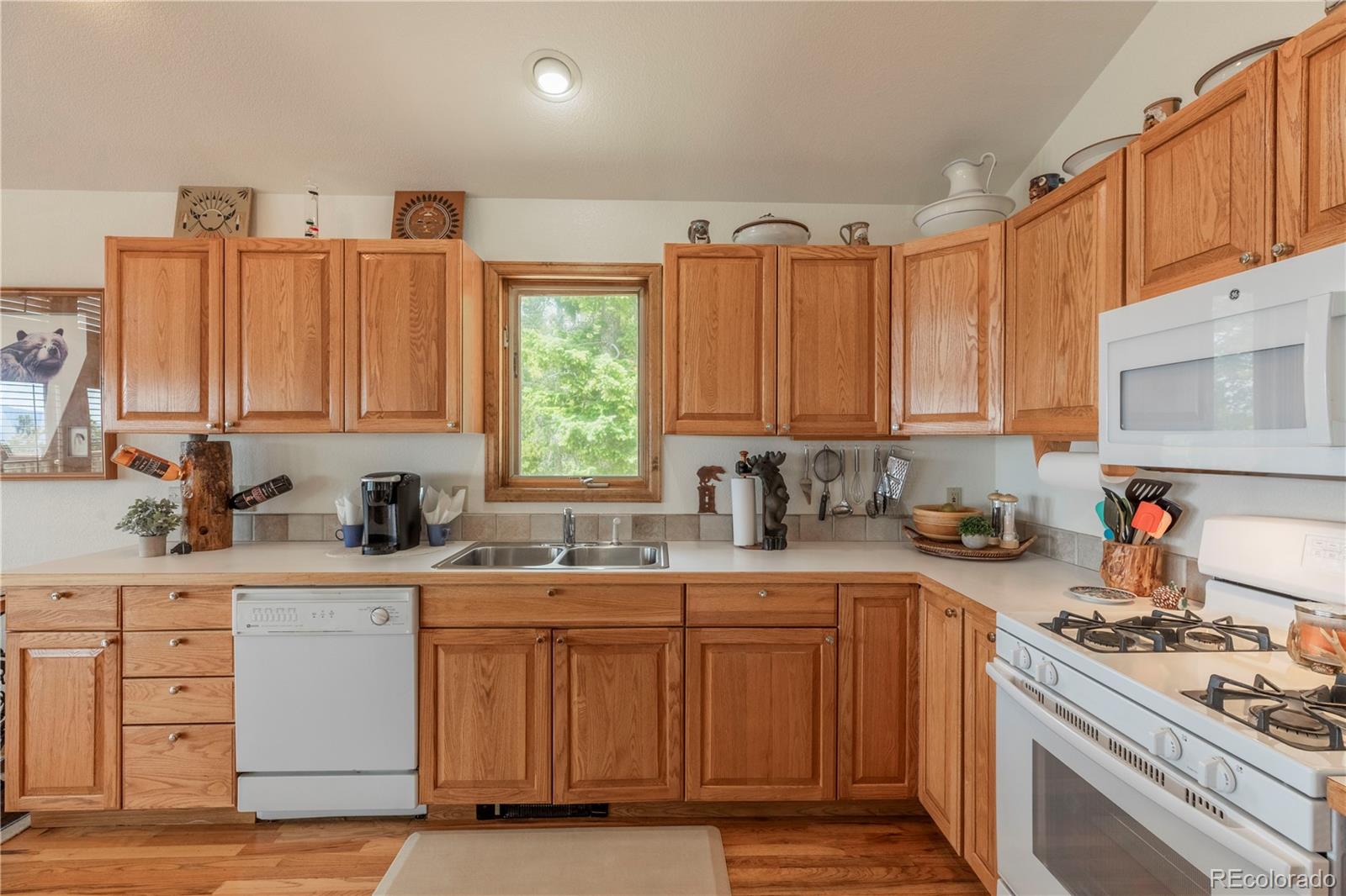 31320 Timothys Trail Conifer, CO 80433 - Photo 15 of 47