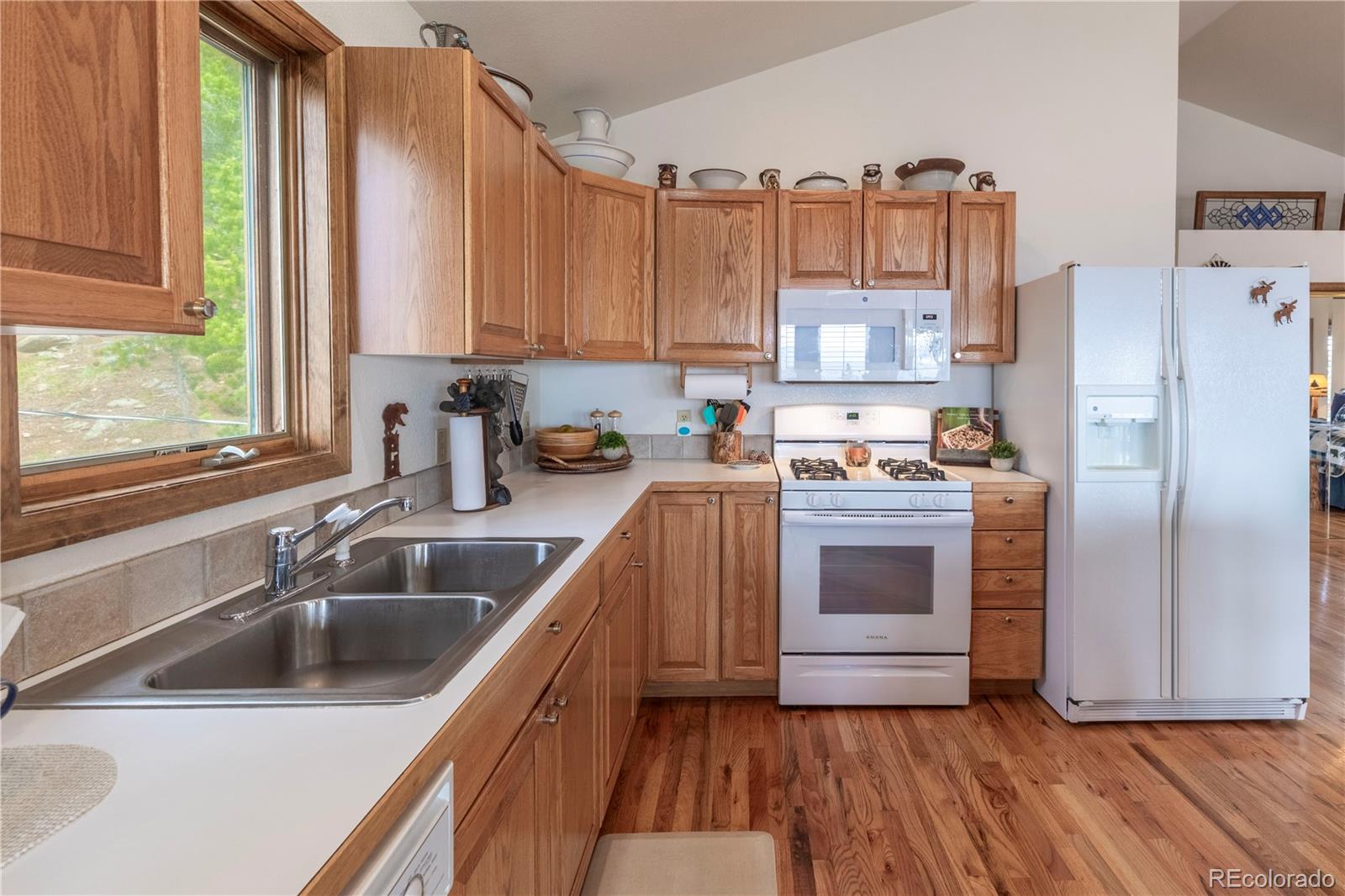 31320 Timothys Trail Conifer, CO 80433 - Photo 17 of 47