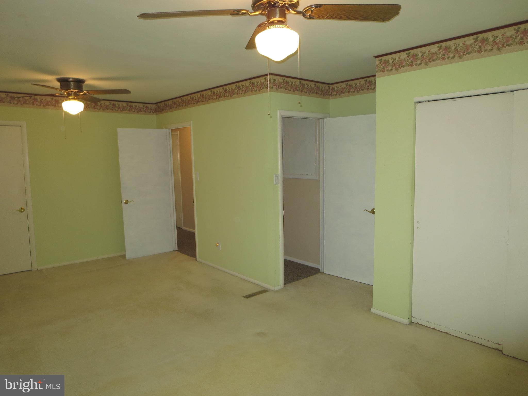 404 Blackstone Road Newark, DE 19713 - Photo 11 of 21 MBR took 10 x 9 Center BR
