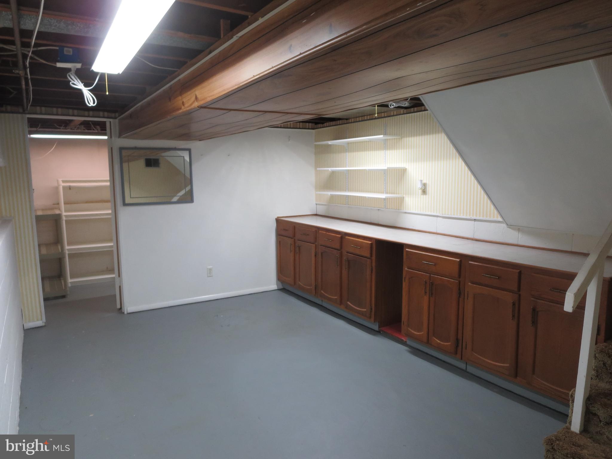 404 Blackstone Road Newark, DE 19713 - Photo 14 of 21 Craft/Game Room in between...