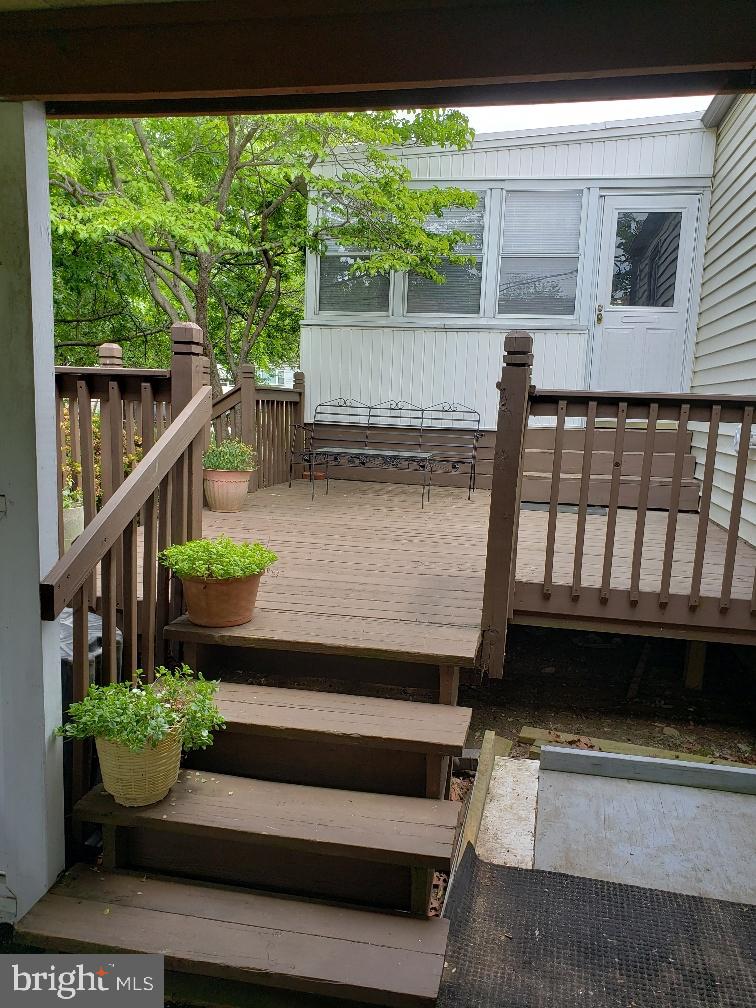 404 Blackstone Road Newark, DE 19713 - Photo 18 of 21 ...16 x 12 Deck off of Sun Porch