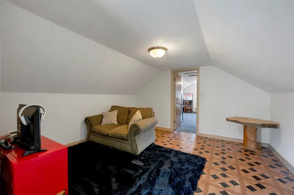 $200,000 | 658 Appleton Road, Menasha, WI 54952