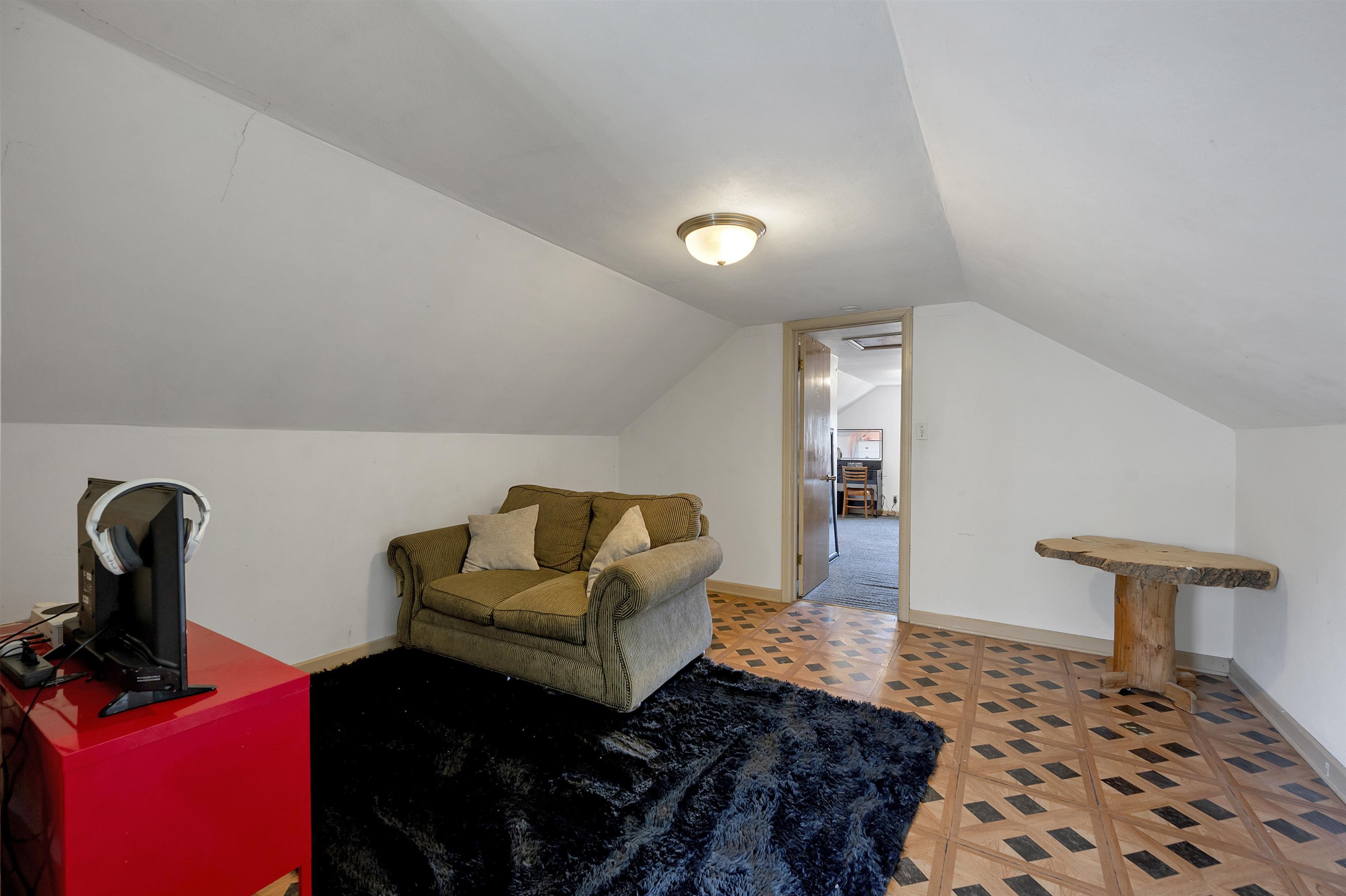 658 Appleton Road Menasha, WI 54952 - Photo 4 of 34