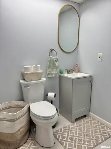 $199,900 | 204 Massey Lane, Jacksonville, IL 62650