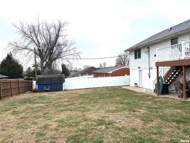 $199,900 | 204 Massey Lane, Jacksonville, IL 62650