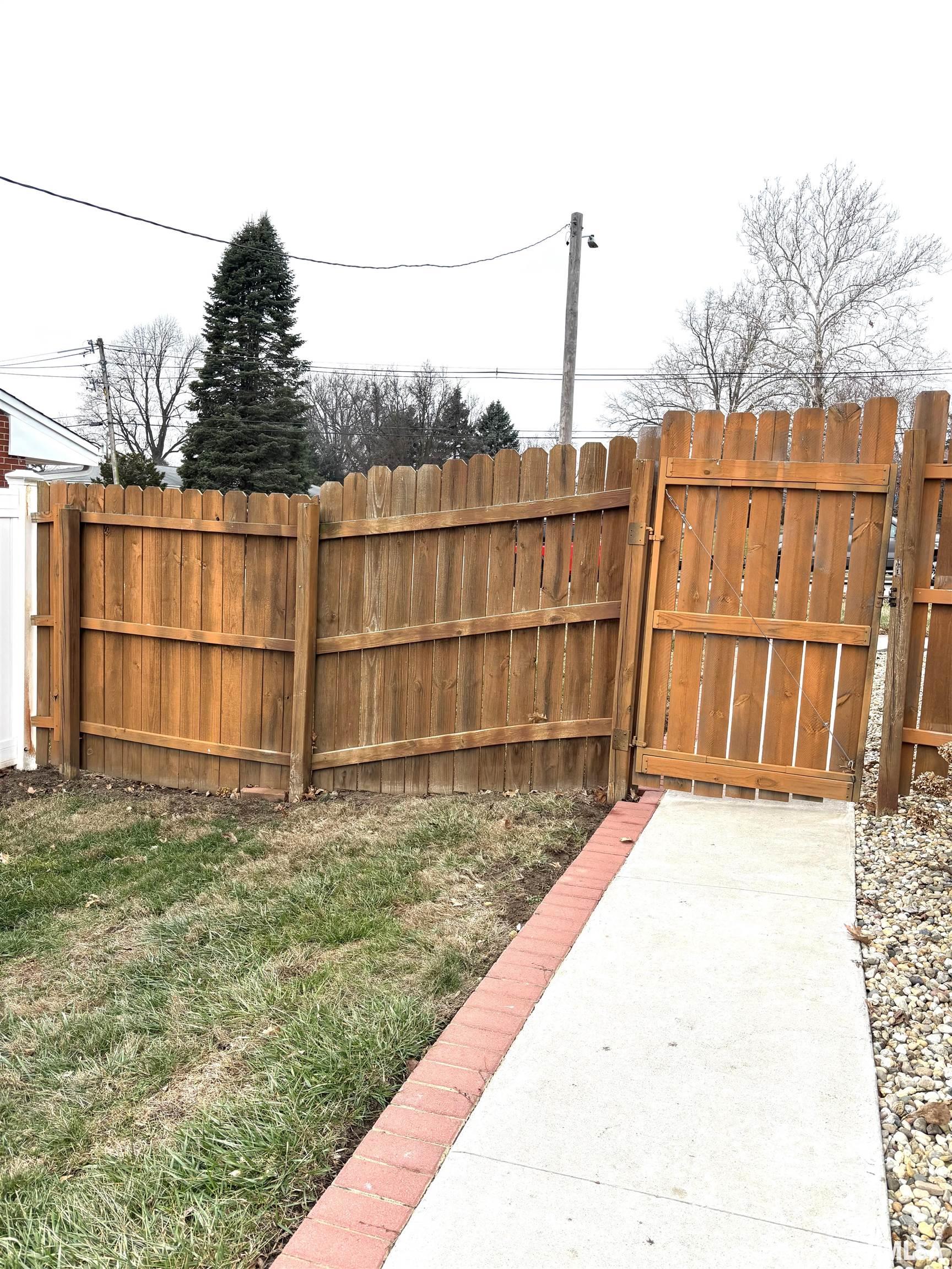 204 Massey Lane Jacksonville, IL 62650 - Photo 54 of 57