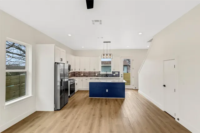 $1,325,000 | 6401 Vioitha Drive, Austin, TX 78723