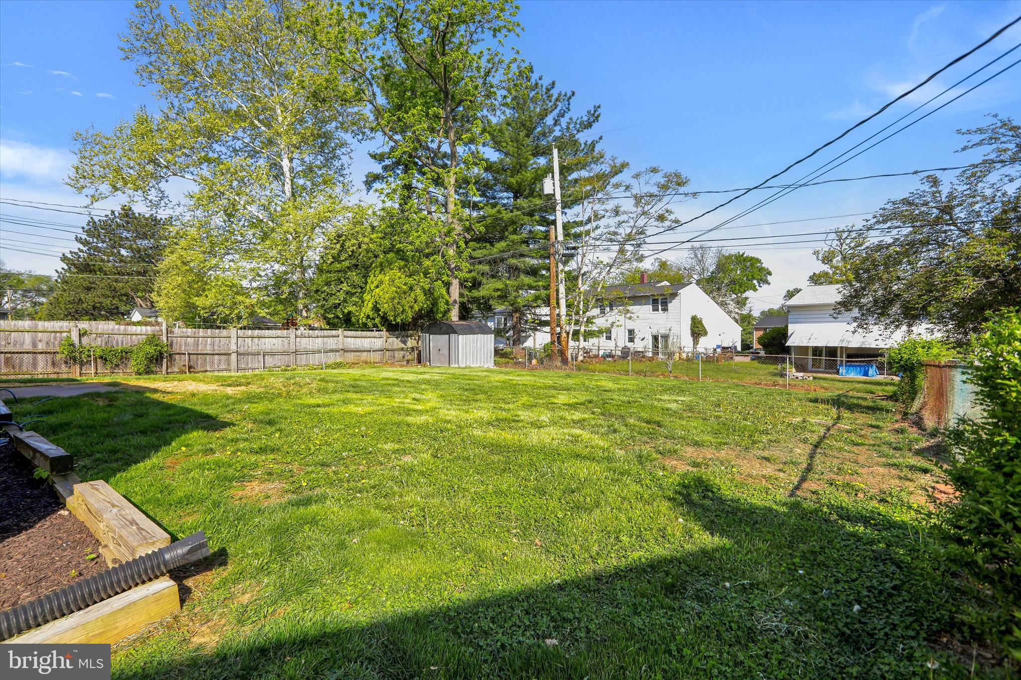 8314 Tinsley Road Baltimore, MD 21244 - Photo 39 of 44 a view of yard with tree s