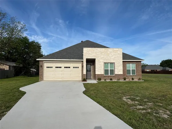 $337,500 | 2799 Farm To Market Road 3218, Commerce, TX 75428