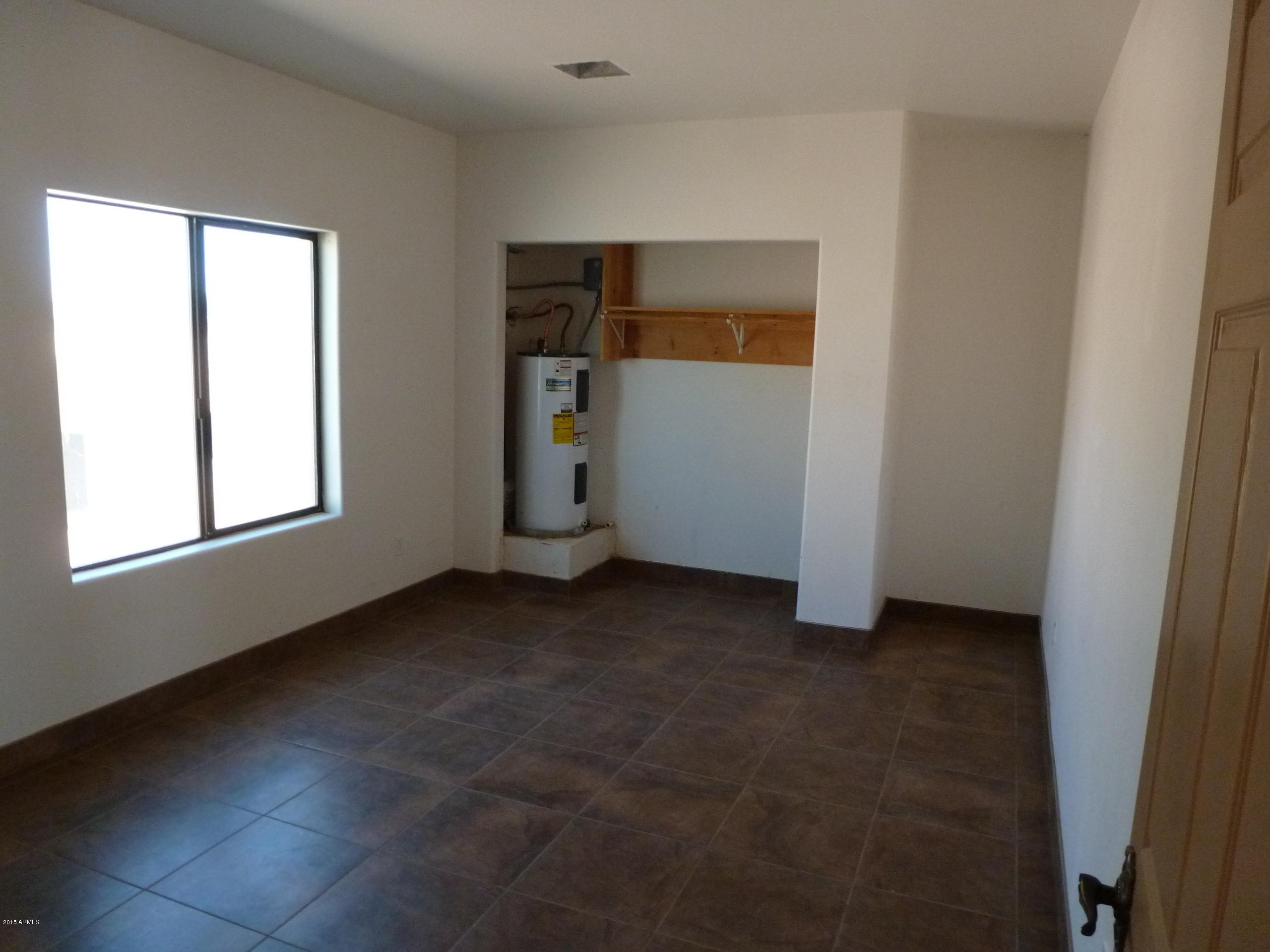 34560 West Miller Road Stanfield, AZ 85172 - Photo 12 of 15 Guest House Bedroom