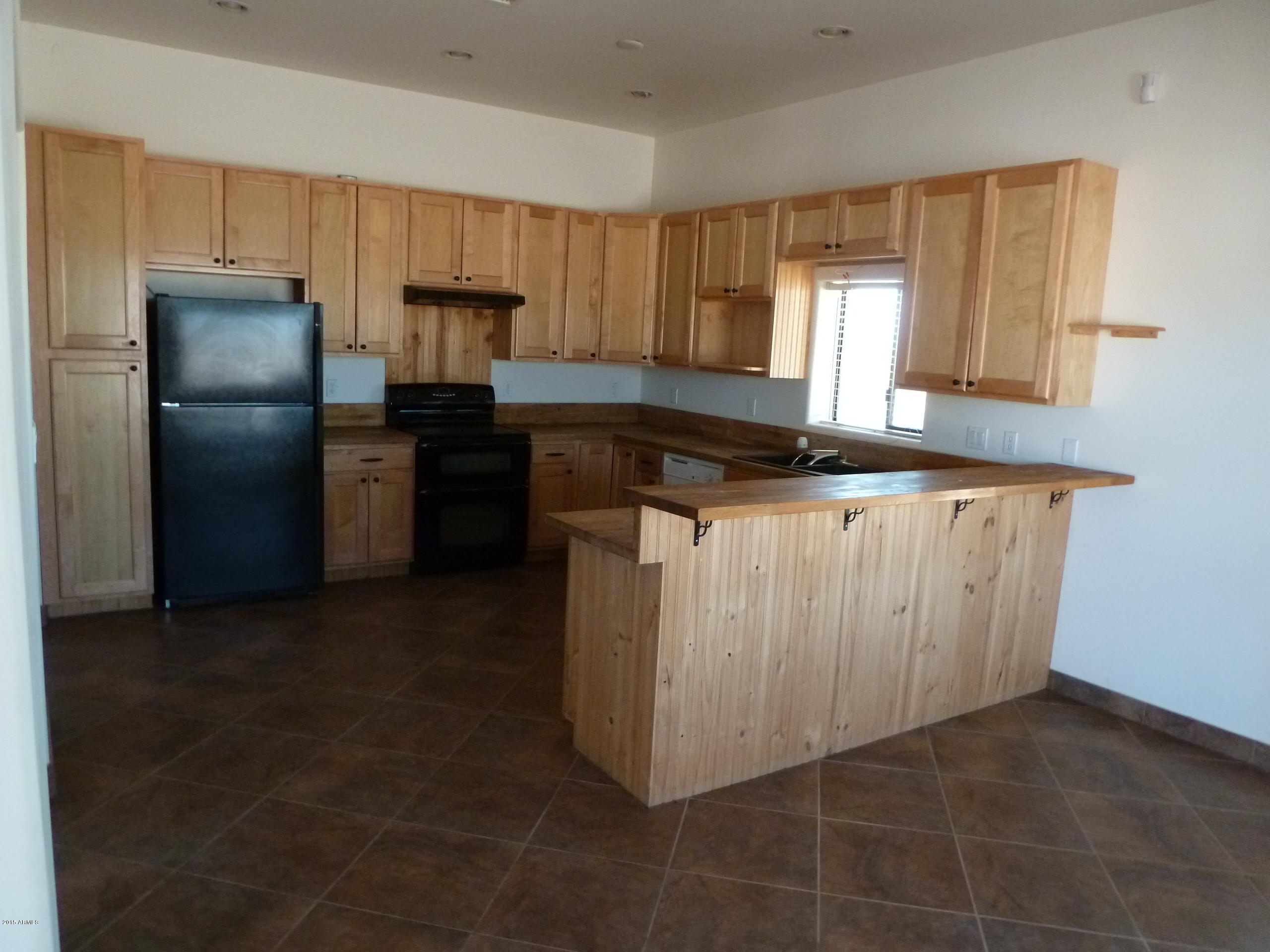 34560 West Miller Road Stanfield, AZ 85172 - Photo 2 of 15 Kitchen