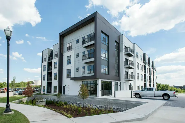 $2,350 | 1677 54th Avenue North, Unit 116, Nashville, TN 37209