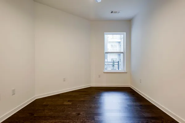 $2,350 | 1677 54th Avenue North, Unit 116, Nashville, TN 37209