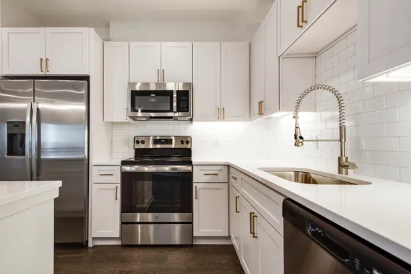 $2,350 | 1677 54th Avenue North, Unit 116, Nashville, TN 37209