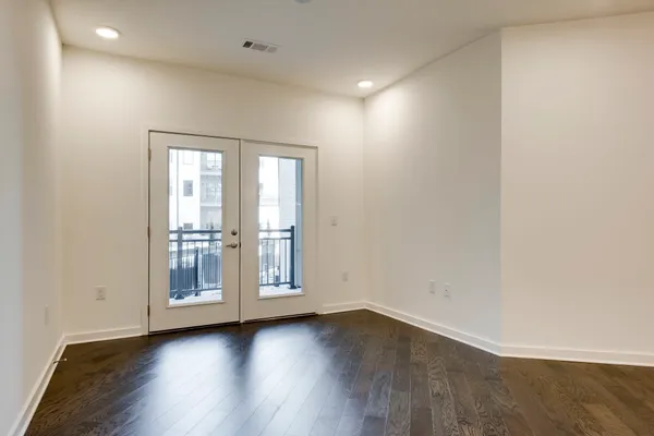 $2,350 | 1677 54th Avenue North, Unit 116, Nashville, TN 37209