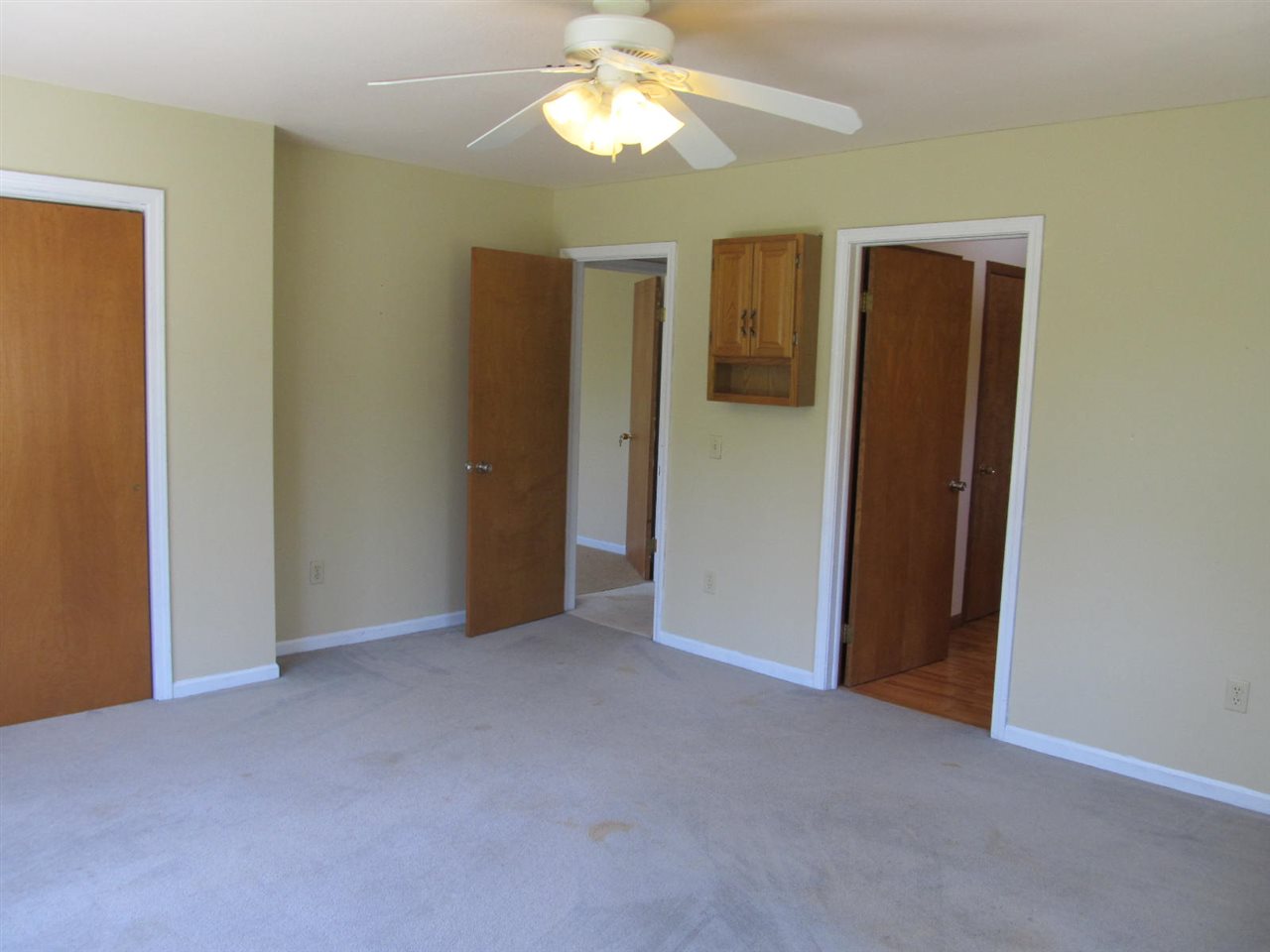 10946 North Black River Road Cheboygan, MI 49721 - Photo 25 of 39 1835363-24.JPG