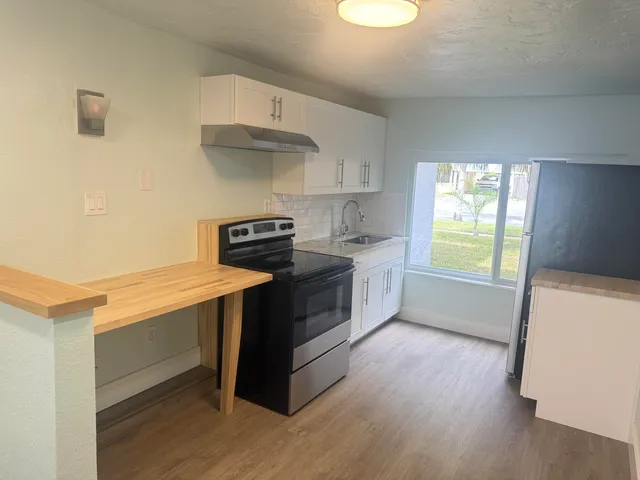 $1,800 | 508 Palmetto Street, Unit 2, West Palm Beach, FL 33405