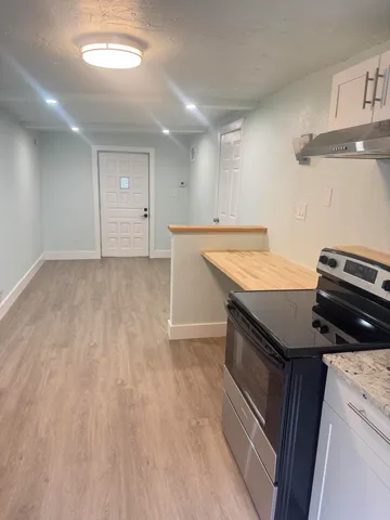 $1,800 | 508 Palmetto Street, Unit 2, West Palm Beach, FL 33405