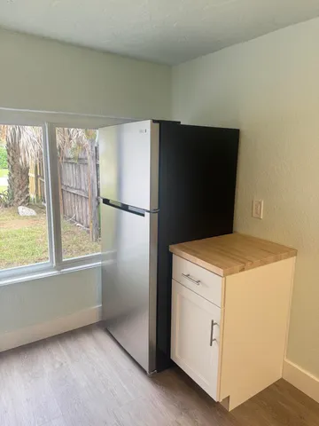 $1,800 | 508 Palmetto Street, Unit 2, West Palm Beach, FL 33405