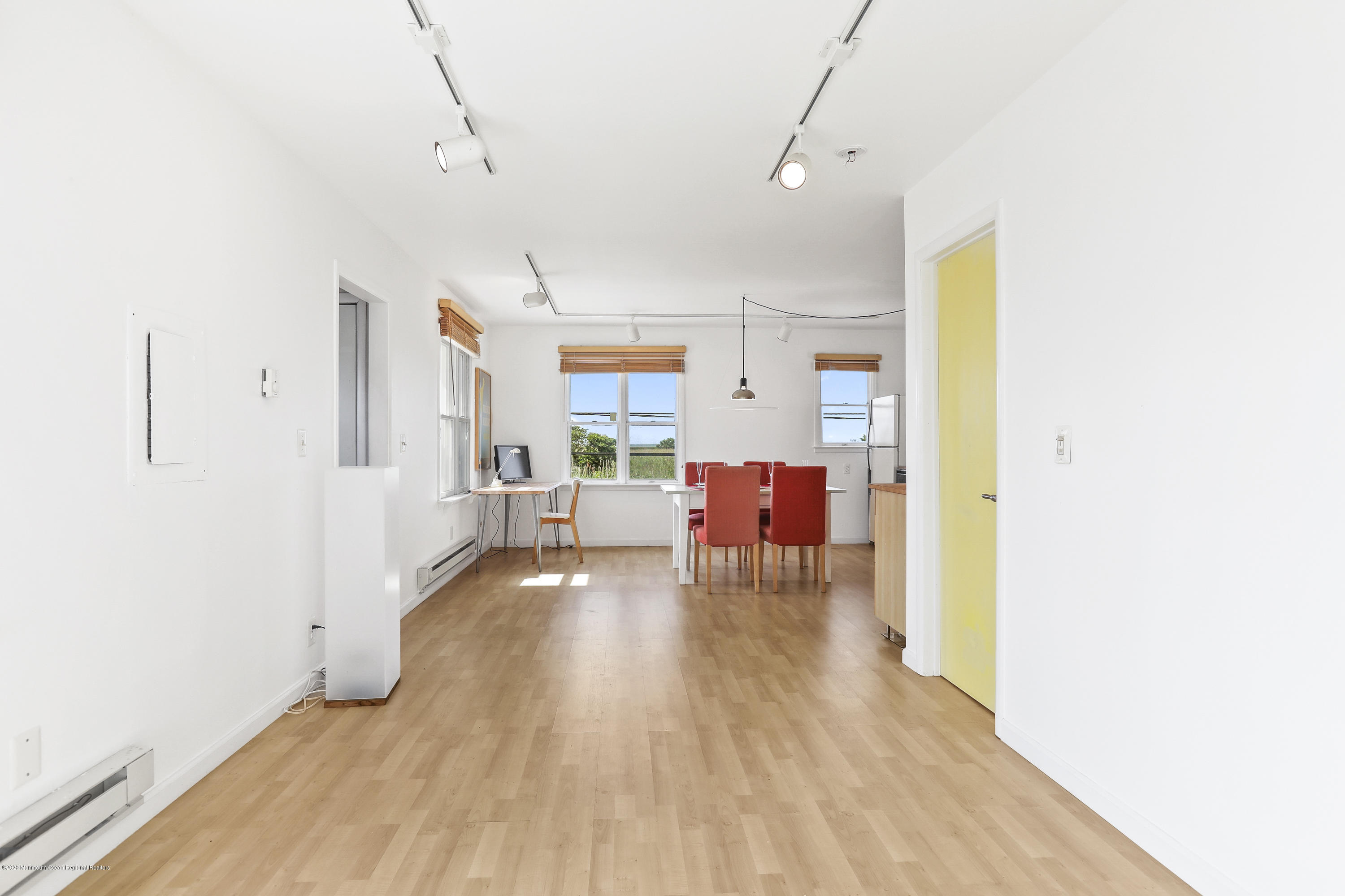 562 Dock Road West Creek, NJ 08092 - Photo 10 of 22 Living Room n Kitchen 1