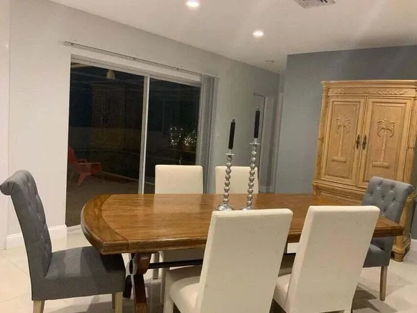 $4,300 | 3911 Northwest 4th Court, Boca Raton, FL 33431