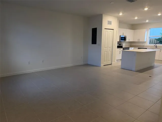 $2,600 | 1131 Southeast 2nd Street, Florida City, FL 33034