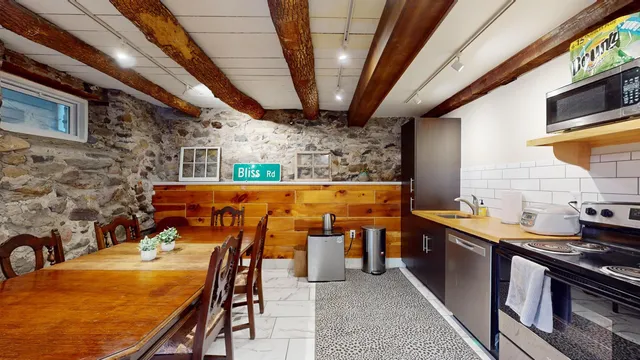 $1,350,000 | 44-48 Merchants Row, Middlebury, VT 05753