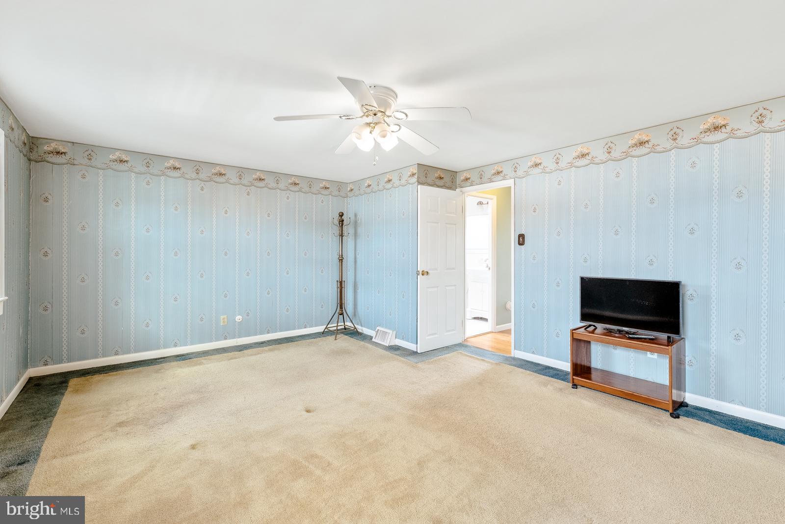 12709 Elnora Road Philadelphia, PA 19154 - Photo 23 of 41
