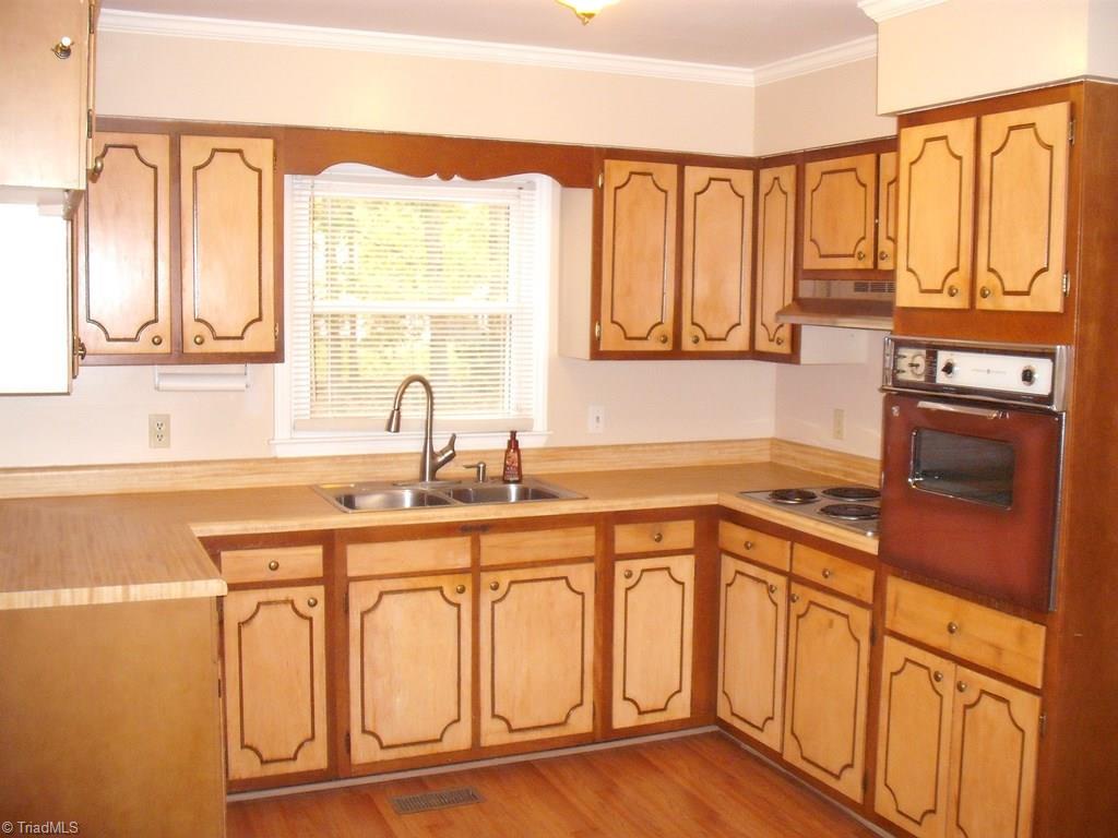 2413 Stanley Road Greensboro, NC 27407 - Photo 5 of 11 Gallery Image 5
