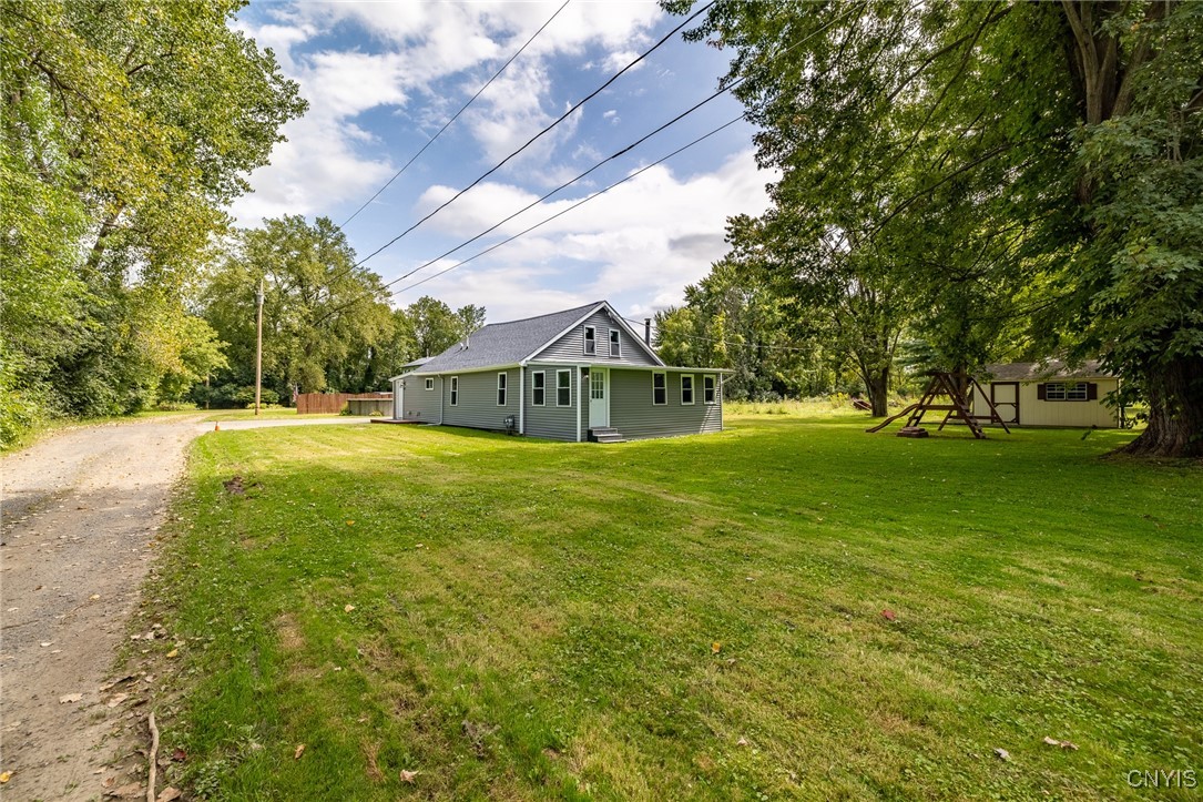 123 Peck Rd Extension Van Buren, NY 13209 - Photo 2 of 28