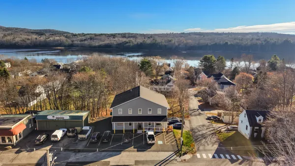 $999,999 | 136 Main Street, Winterport, ME 04496