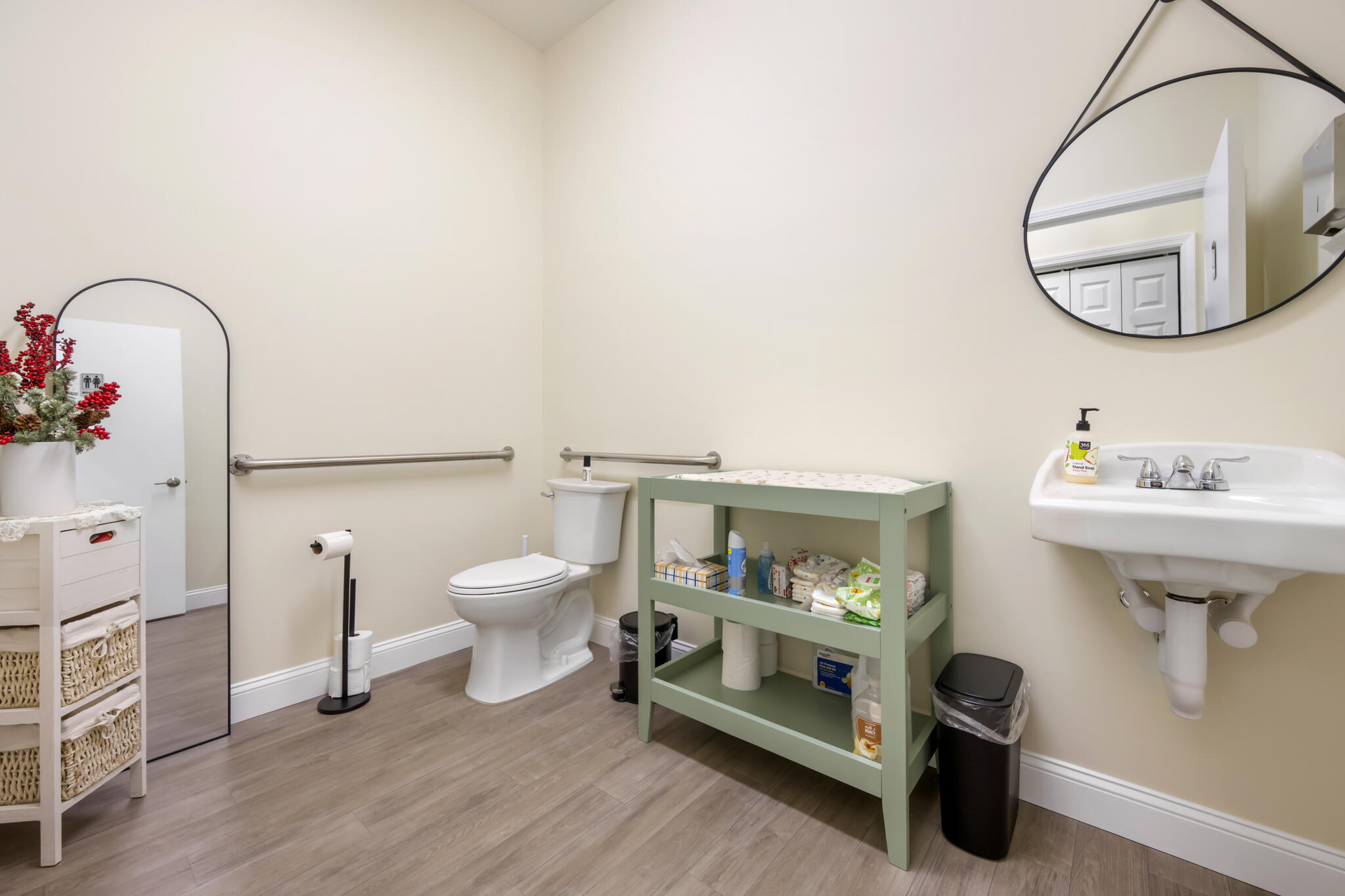 136 Main Street Winterport, ME 04496 - Photo 20 of 51 DSC_2402