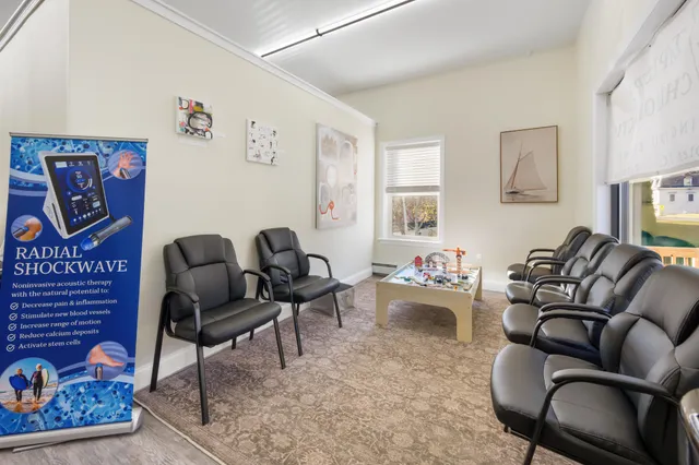 $999,999 | 136 Main Street, Winterport, ME 04496