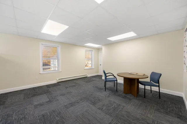 $999,999 | 136 Main Street, Winterport, ME 04496