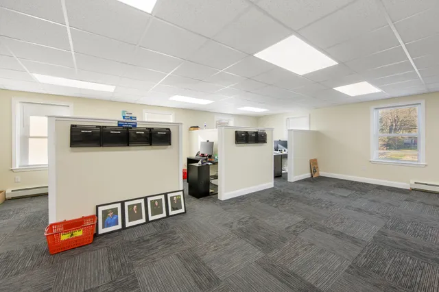 $999,999 | 136 Main Street, Winterport, ME 04496