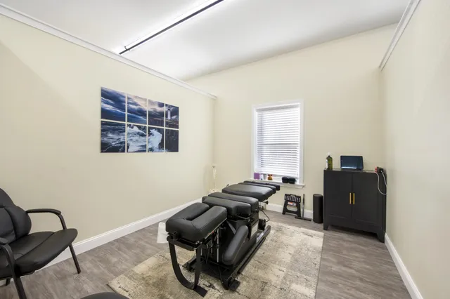 $999,999 | 136 Main Street, Winterport, ME 04496