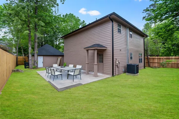 $2,200 | 3718 Treasure Island Drive, Montgomery, TX 77356