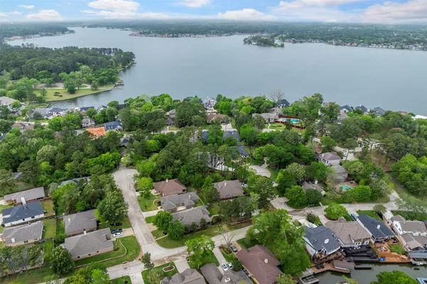 $2,200 | 3718 Treasure Island Drive, Montgomery, TX 77356