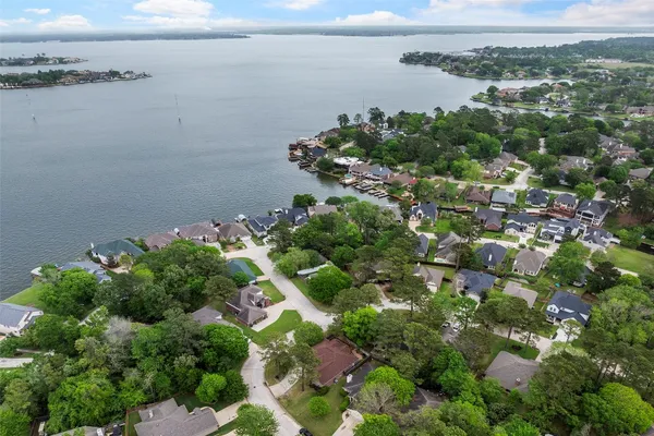 $2,200 | 3718 Treasure Island Drive, Montgomery, TX 77356