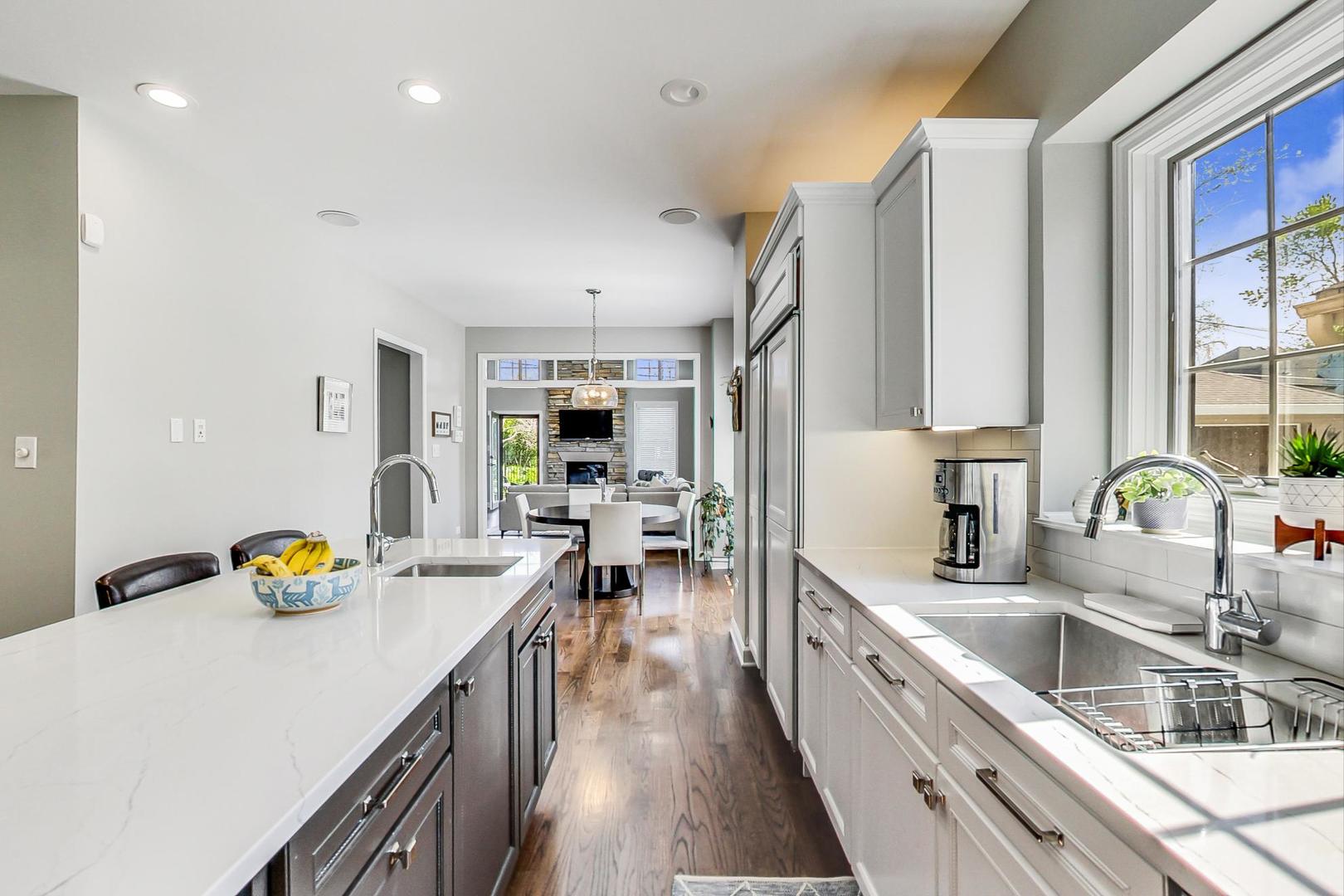 631 Austin Avenue Park Ridge, IL 60068 - Photo 15 of 80