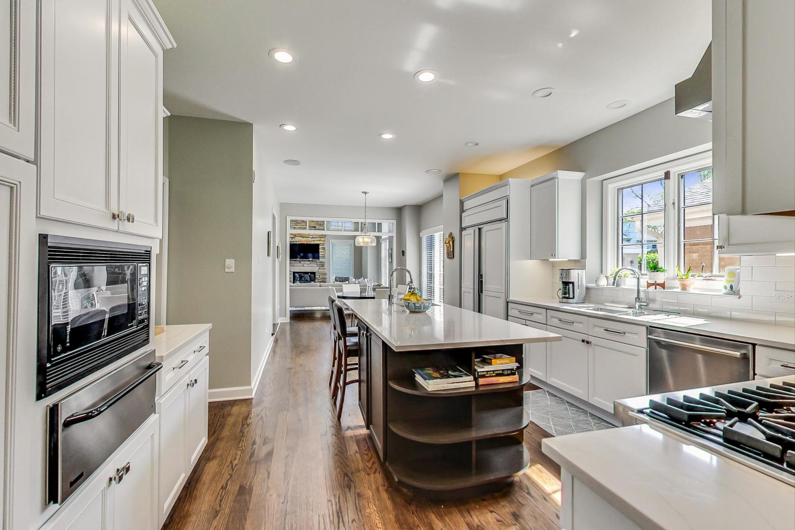 631 Austin Avenue Park Ridge, IL 60068 - Photo 16 of 80