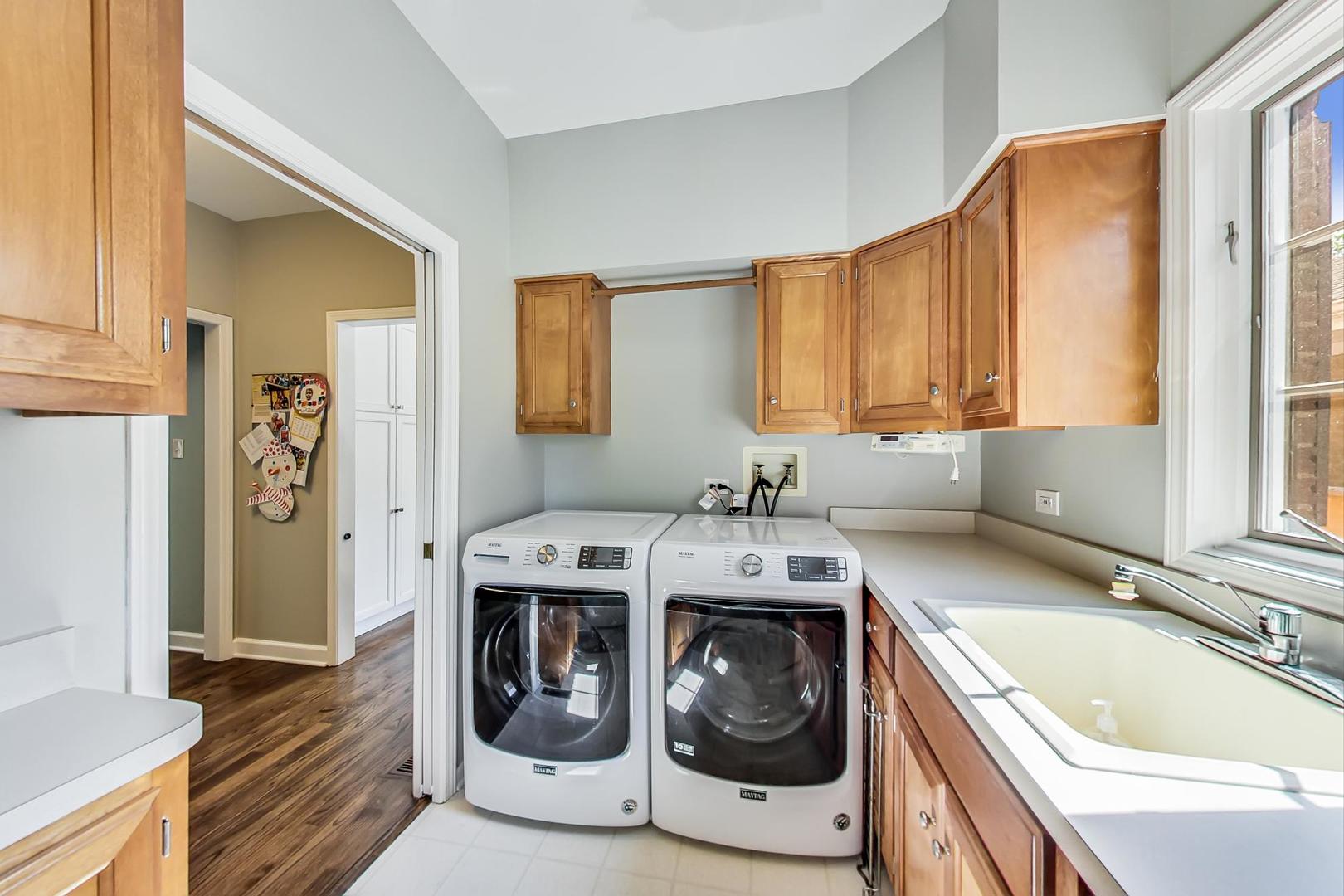 631 Austin Avenue Park Ridge, IL 60068 - Photo 28 of 80