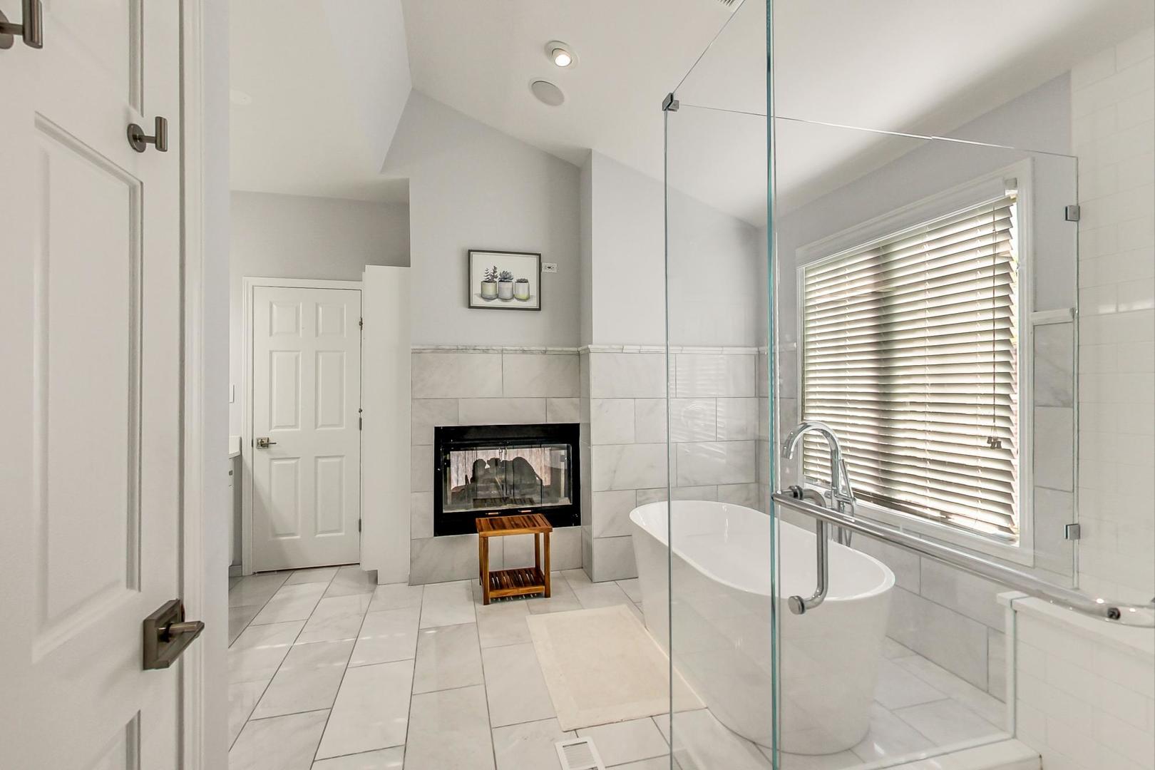 631 Austin Avenue Park Ridge, IL 60068 - Photo 37 of 80