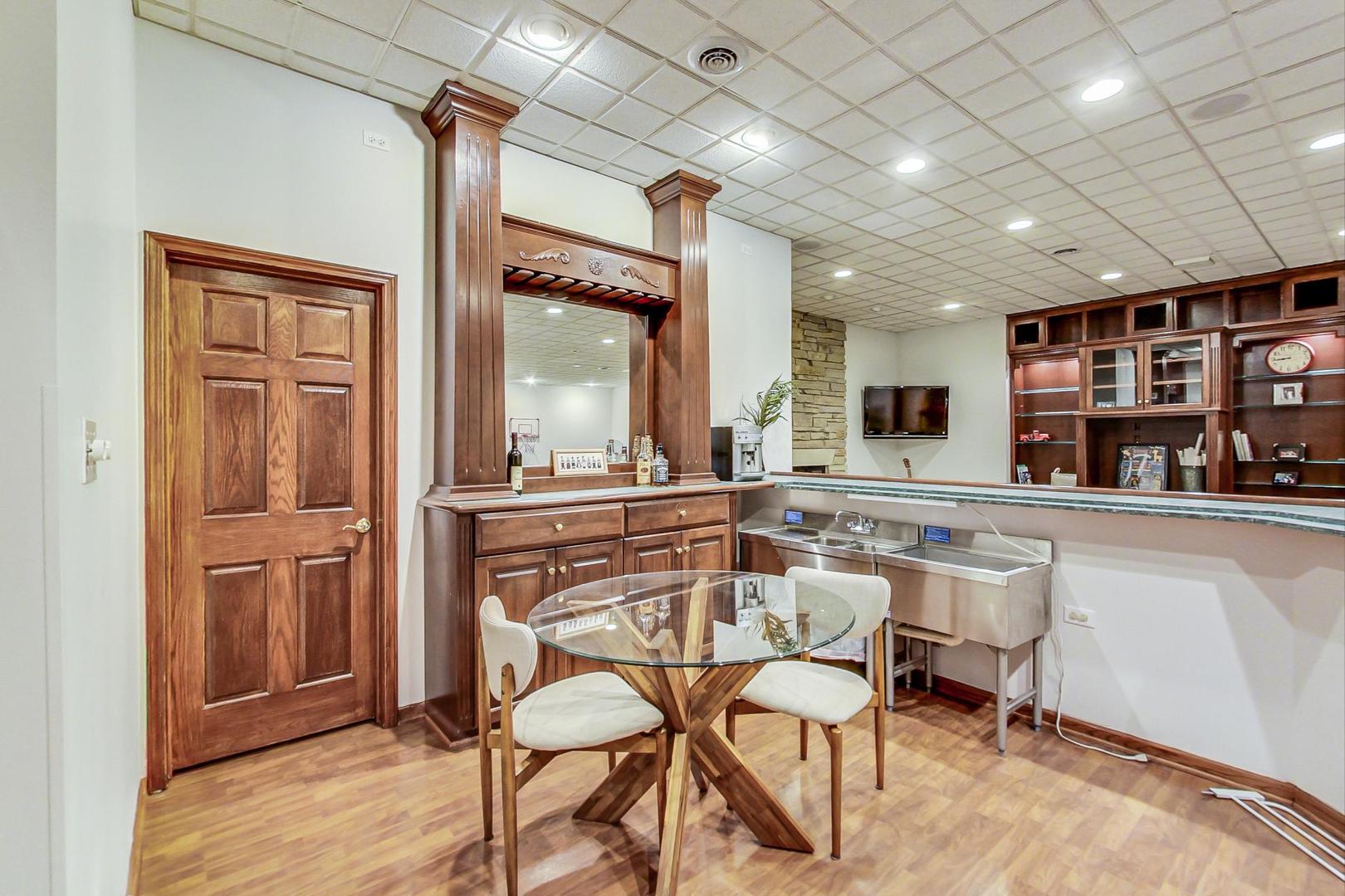 631 Austin Avenue Park Ridge, IL 60068 - Photo 50 of 80