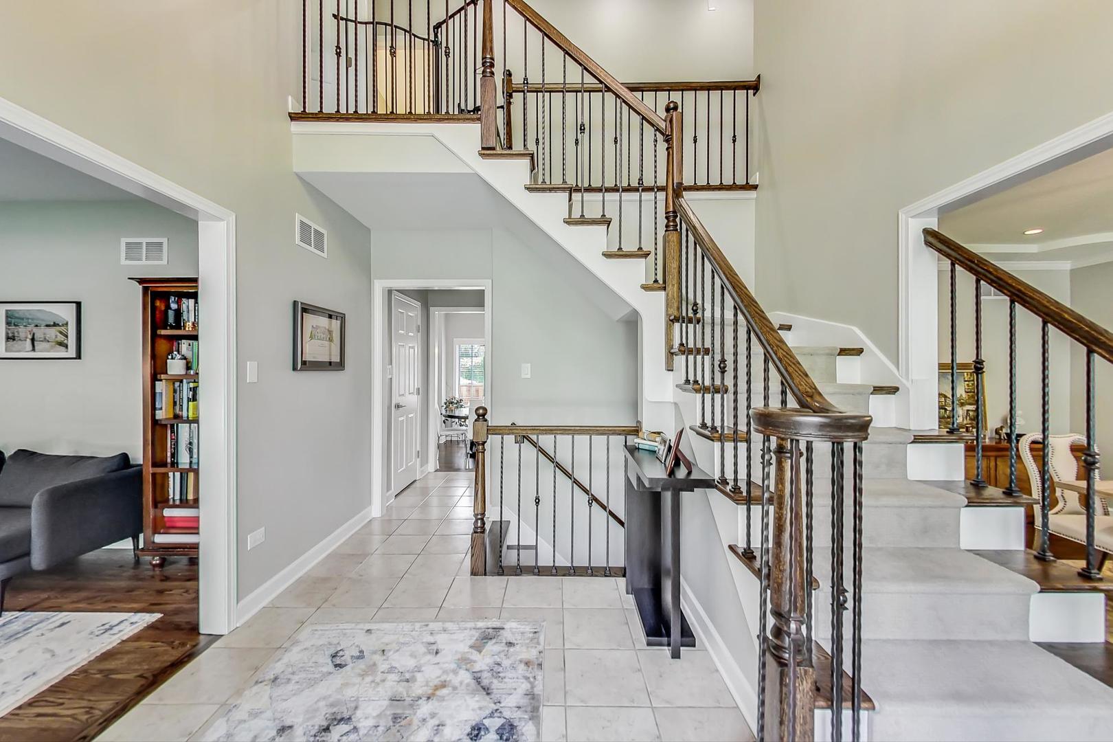 631 Austin Avenue Park Ridge, IL 60068 - Photo 6 of 80