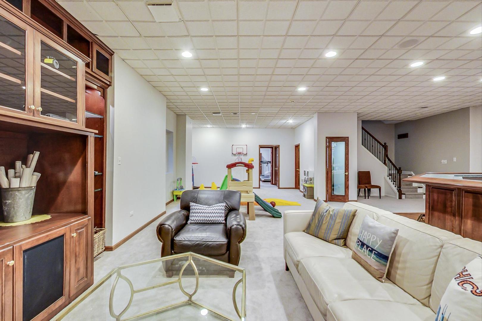 631 Austin Avenue Park Ridge, IL 60068 - Photo 52 of 80